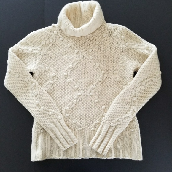 Saks Fifth Avenue Sweaters - ❤$DROP❤ S5A Cashmere turtle neck sweater